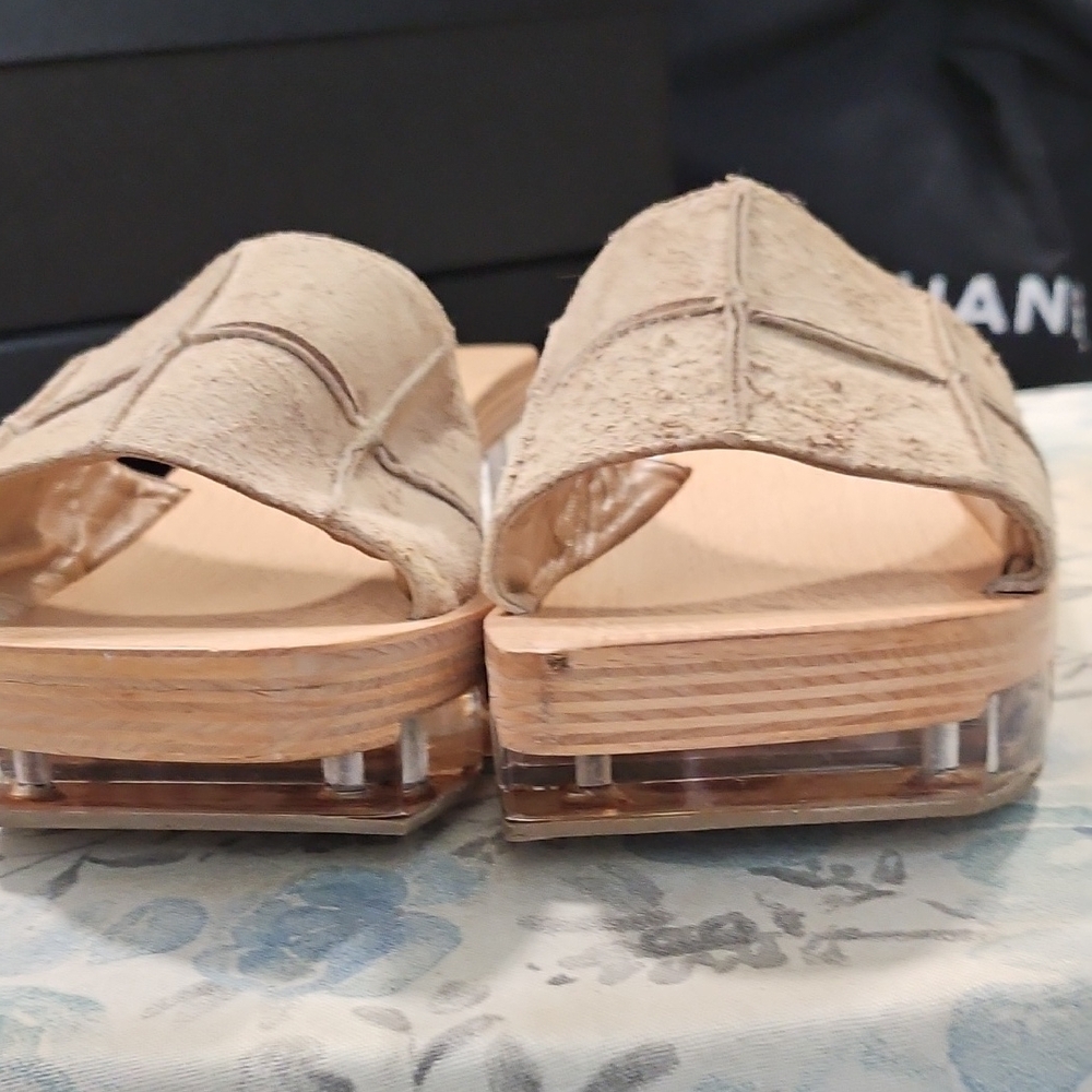 Women's Tan Slide Sandals